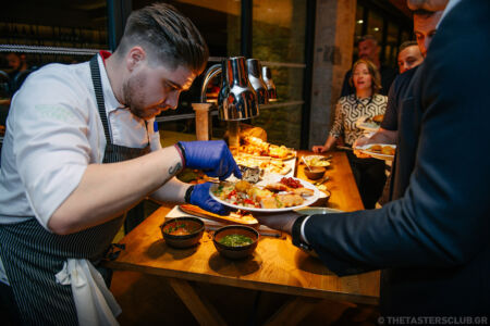 the tasters club whisky weekend 2024 costa navarino