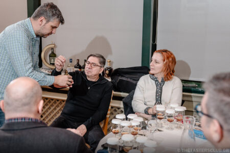 The Tasters Club Diplomatico rum masterclass with Maestro Ronero Nelson Hernandez.