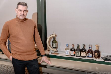 The Tasters Club Diplomatico rum masterclass with Maestro Ronero Nelson Hernandez. Yiannis Milionis.