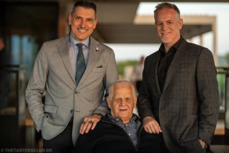 The Tasters Club whisky weekend 2025 Costa Navarino Yiannis Milionis Yiannis Chrisovitsiotis