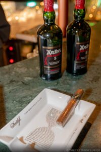 The Tasters Club Tasting Day 101 Ardbeg whisky tasting. Davidoff Nicaragua Robusto with Ardbeg WEE BEASTIE.