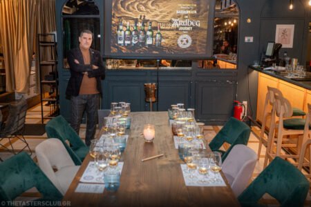 The Tasters Club Tasting Day 101 Ardbeg whisky tasting. Yiannis Milionis.